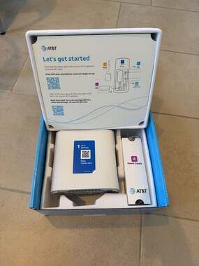 AT&T BGW320-500 Wi-Fi Gateway Router in Box